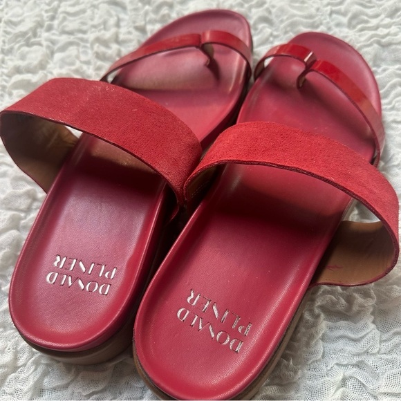 Donald J. Pliner Farris Wedge Sandal in Tomato Red Size 11 - Picture 4 of 12